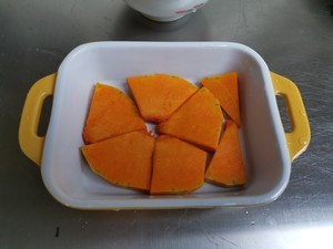 南瓜蒸五花肉