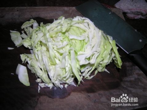 乌鸡肉炒包菜的做法