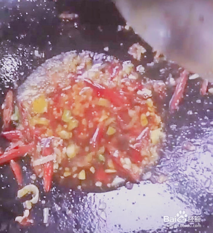 教你一道特别的鱼香肉丝、香辣可口超级下饭！
