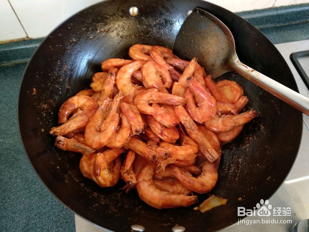红焖海白虾的做法