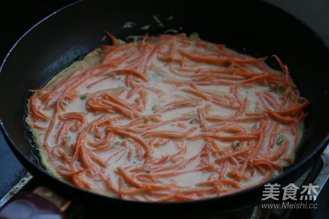 胡萝卜鸡蛋饼