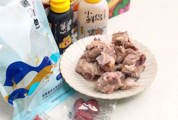 菌菇排骨养生汤