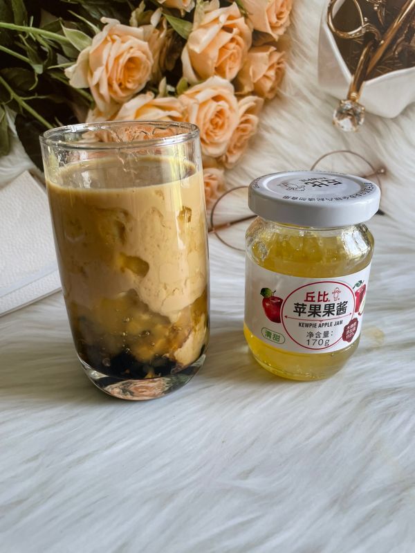 苹果酱黑糖珍珠奶茶