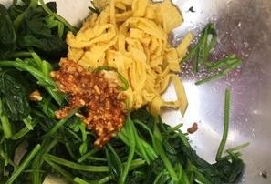 鸡蛋炒菠菜的简单做法