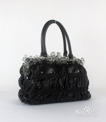 如何怎么样选购买女包。