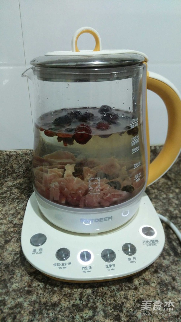 海底椰瘦肉汤
