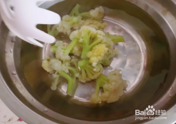 花菜炒肉片的做法
