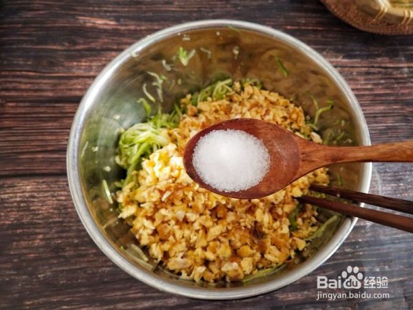 西葫芦鸡蛋饺子