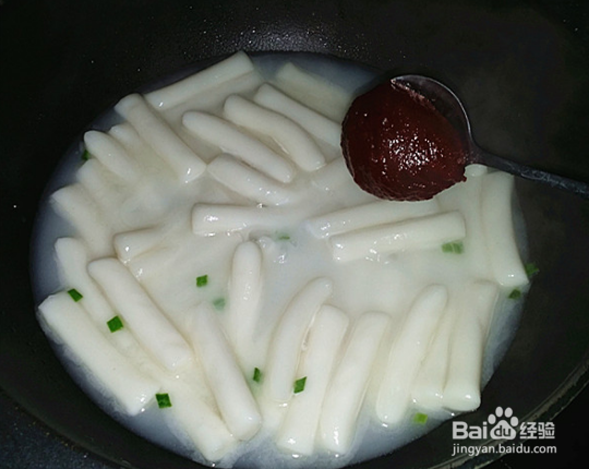 秘制韩式炒辣年糕的做法