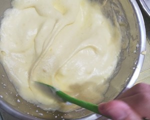 松软的纸杯蛋糕的做法