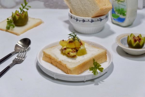 猕猴桃乳酪三明治