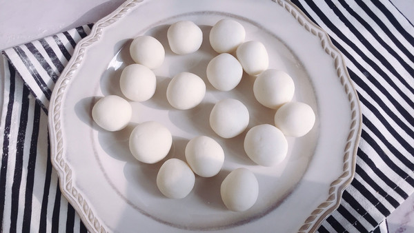 山药红枣酒酿圆子