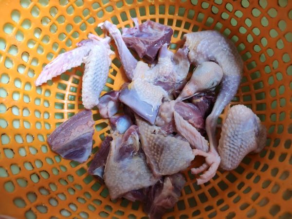 灰枣枸杞老鸽汤