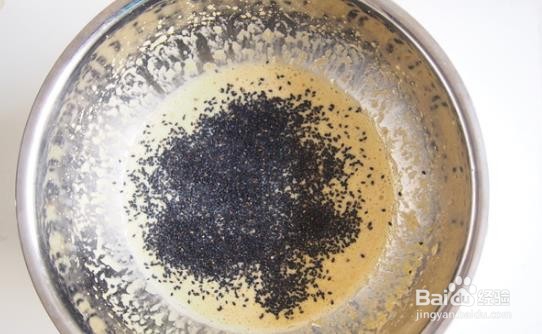 香蕉芝麻蛋糕的做法