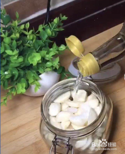 简单易做好吃的腊八蒜