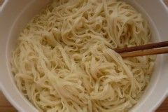 【炸酱面，花样做】番茄鸡蛋炸酱面