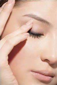 化眼妆的详细步骤