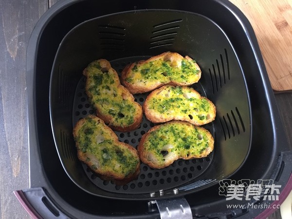蒜香法棍的做法