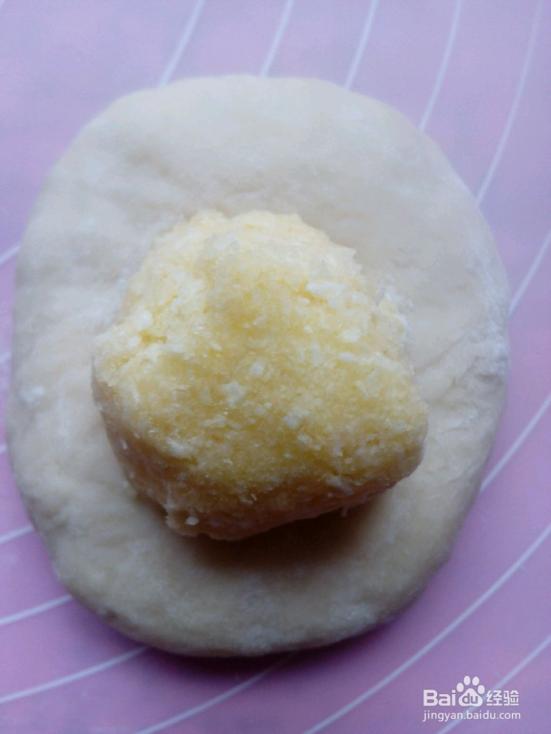 心形椰蓉面包的做法