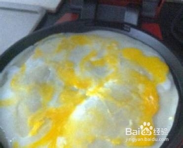 如何在家中制作简易的鸡蛋软饼