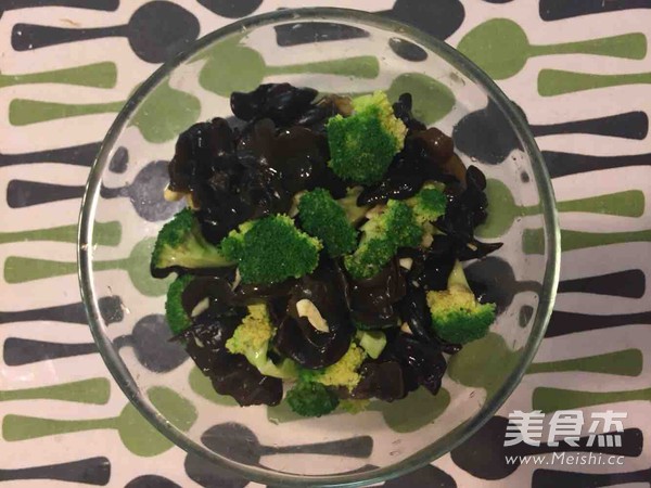 凉拌木耳西兰花