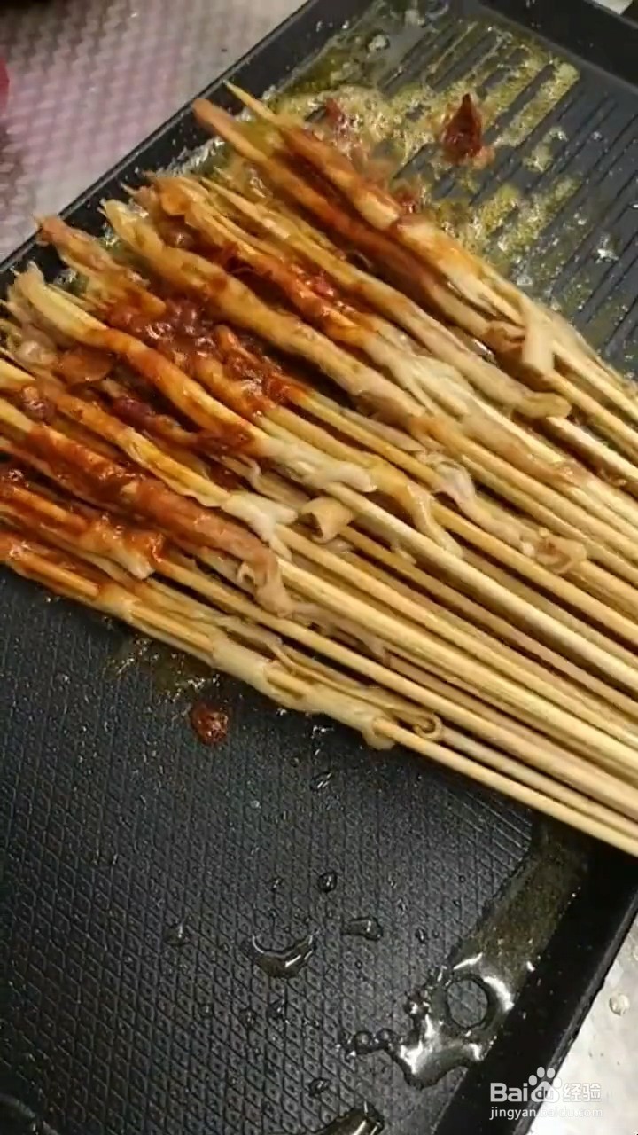 怎样在家正确自制味美的烧烤鸭肠