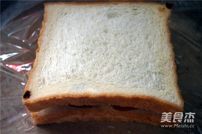 牛肉火腿蛋三明治