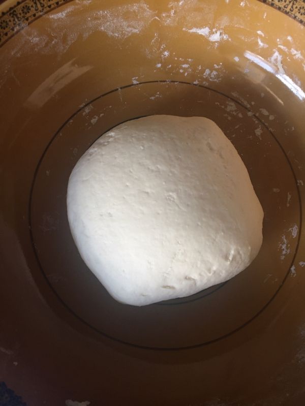 鱿鱼丁韭菜包子