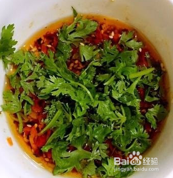 如何制作凉拌皮蛋