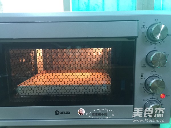 彩绘爱心蛋糕卷