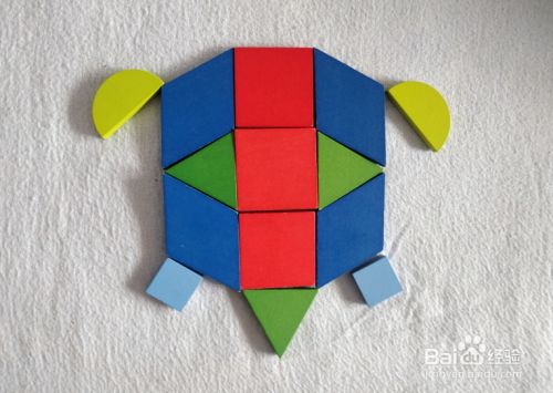 用彩色拼板怎样拼一只遨游的海龟?