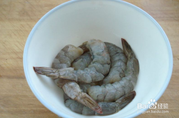 如何做出好吃的鲜虾焗饭