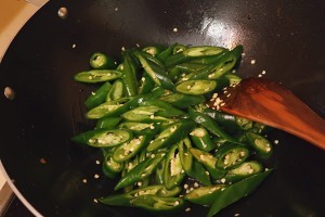 超下饭的辣椒炒肉怎么做