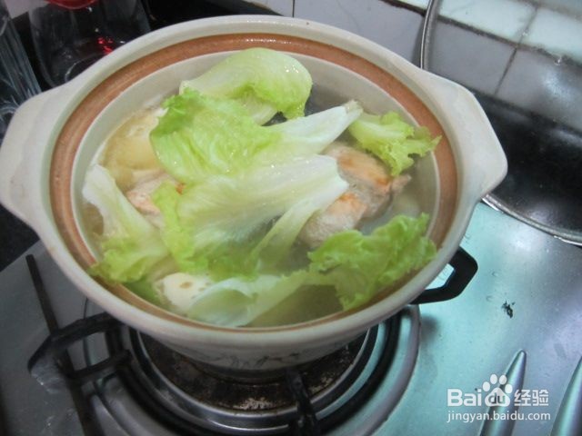 三文鱼骨头汤怎么做好吃