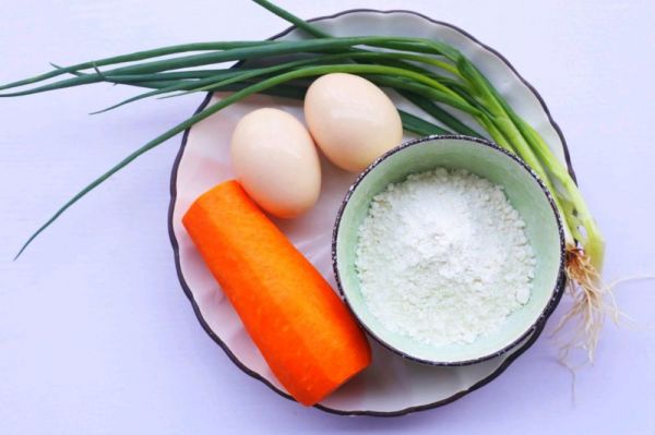 香葱胡萝卜鸡蛋饼