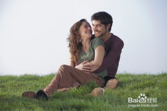 如何看出女孩对你有好感?