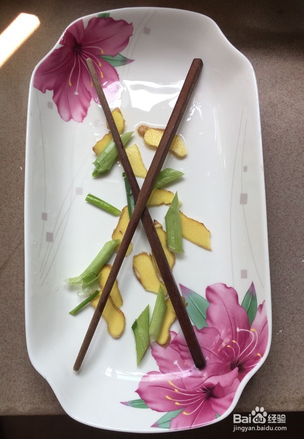 怎么做葱香鲈鱼