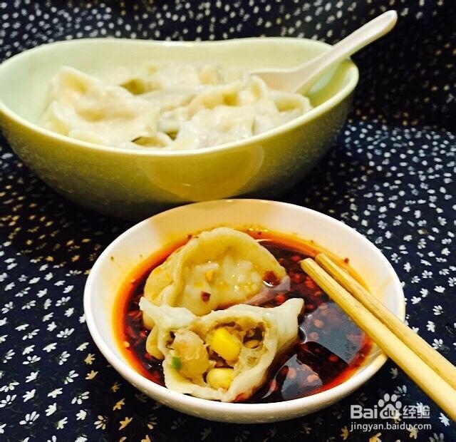 吃货美食-香菇玉米虾仁猪肉饺子！