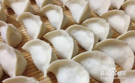 牛肉配什么菜做馅最好