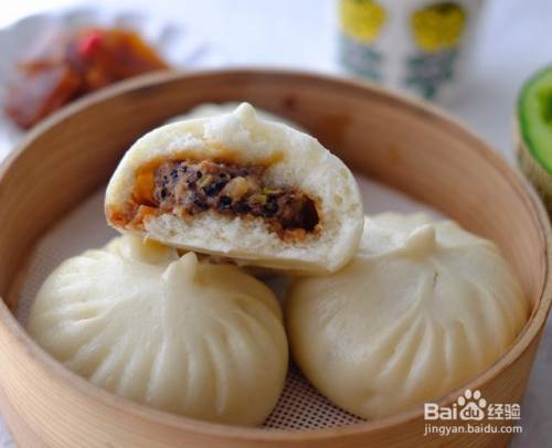 非常松软的梅干菜肉包的做法