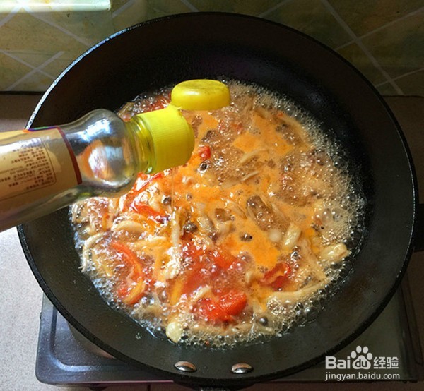 海鲜菇煮狭鳕鱼柳