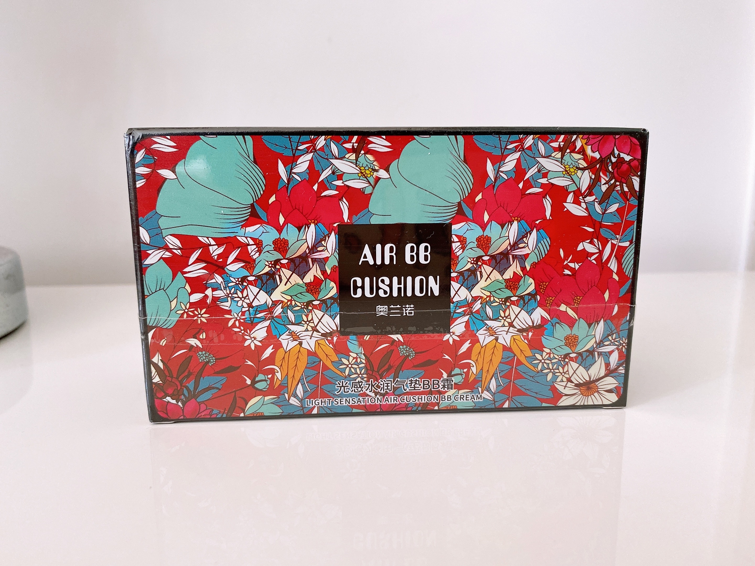 #至美国货彩妆#打造奶油妆容，一款气垫BB霜就可以