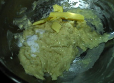 调理肉松面包的做法