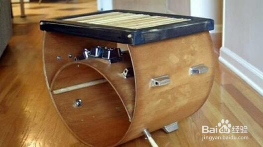 废弃物DIY桌子 让室内别有一番风味！