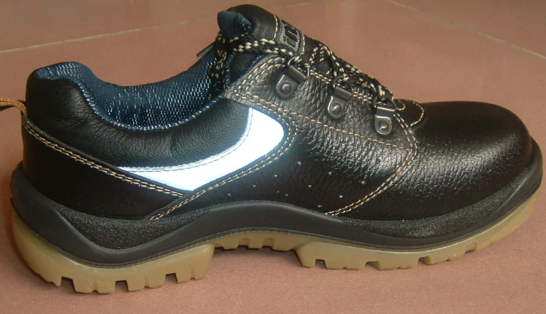 劳保鞋和马丁靴的区别