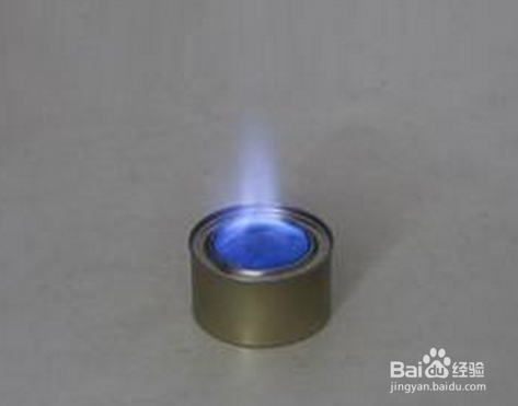 小孩晚上突然发高烧无法及时就医时该怎么办？