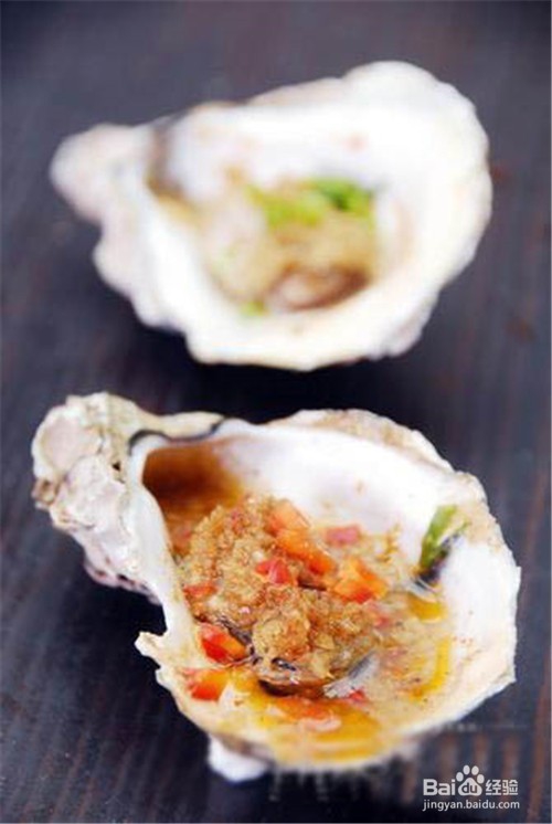 三亚美食之三亚海鲜做法推荐—蒜蓉生蚝