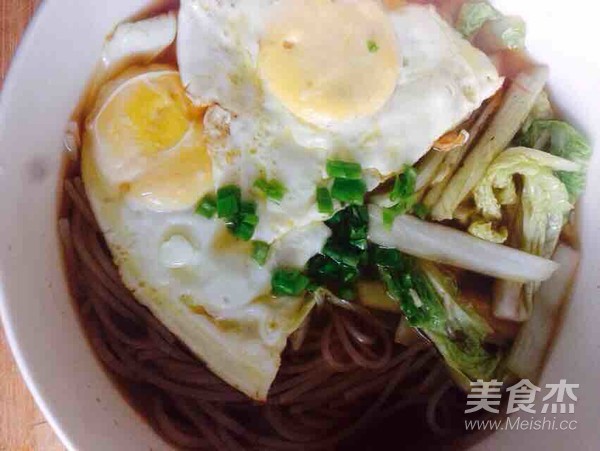 鸡蛋白菜米粉
