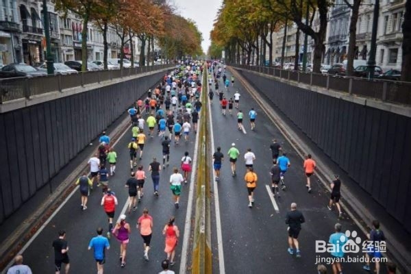 平时不怎么运动跑全马