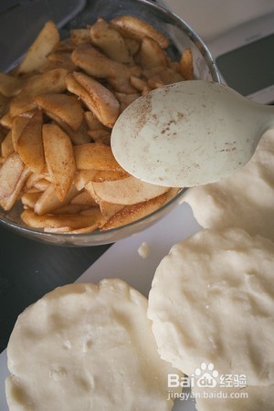 骷髅肉桂苹果派的做法